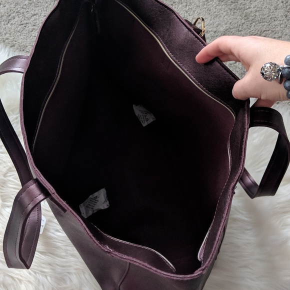 Bath & Body Works | burgandy tote bag - Picture 6 of 8